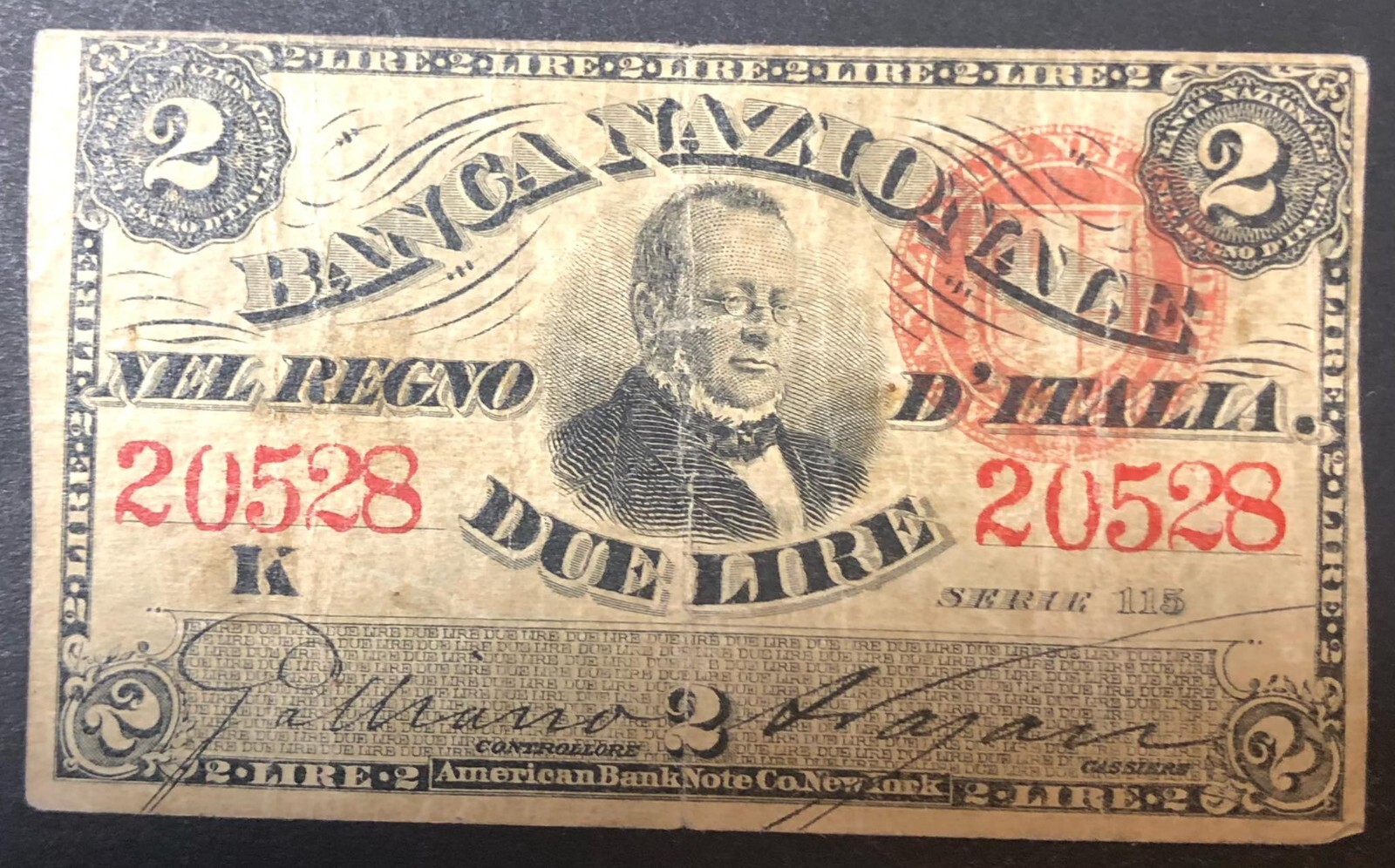 Foto 1 di 2