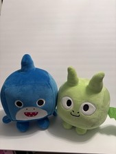 2 Roblox Pet Simulator X Plushies
