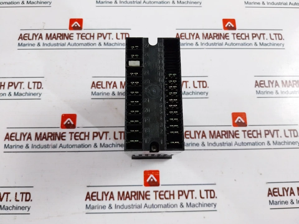 Controlador de temperatura digital Philips KS 40 9404 407 49201 Foto 2 de 4