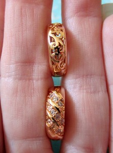 Gold-Hoop-Earrings-Cubic-Zirconia-Filigree-Huggie-Hinged-Fastening-STUNNERS