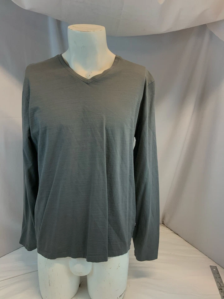 Suéter Hugo Boss Cuello en V XXL Hombre Gris 100% Algodón Ajuste R Perú Usado en Excelente Condición YGI A1-480 Foto 2 de 4