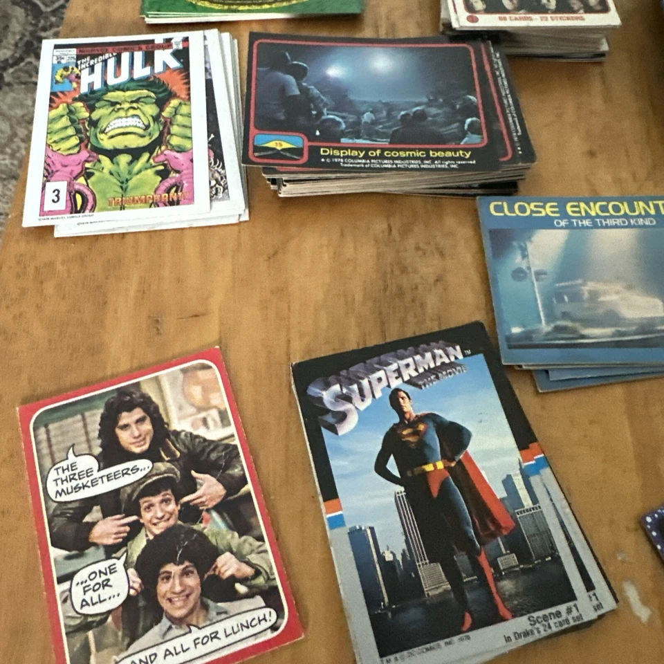 BIG ASSORTMENT  Non Sports Card Trading Cards - ALIEN, STAR TREK, CE3K MOONRAKER - Image 4 of 4