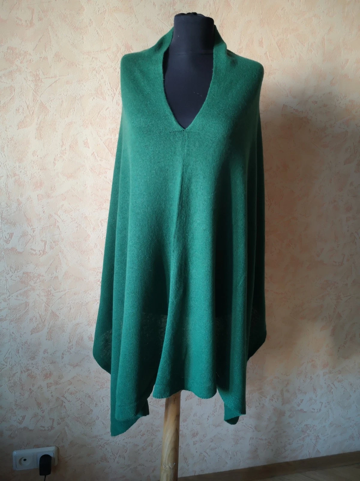Carol & Co Cashmere Italiano poncho