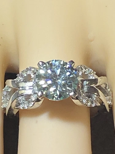 2.ct 8mm  VS1- White Round Moissanite  Ring 925 Silver Sz-7 AAA-1001