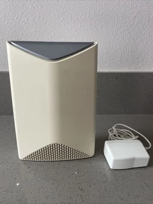 NETGEAR Orbi Pro SRS60 AC3000 Tri-Band Wi-Fi 5 Mesh Satellite - G - TESTED  - Image 1 of 4