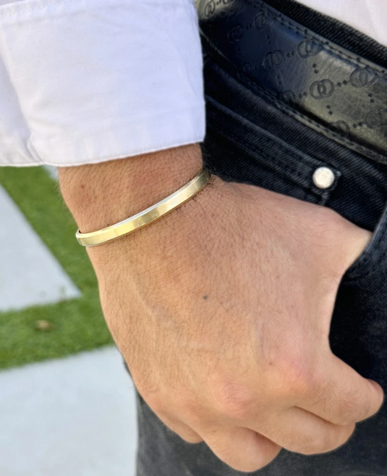 Brazalete brazalete sólido pesado de oro blanco amarillo o rosa de 14K para hombre bordes de cuchillo de 6 mm de ancho Foto 3 de 4