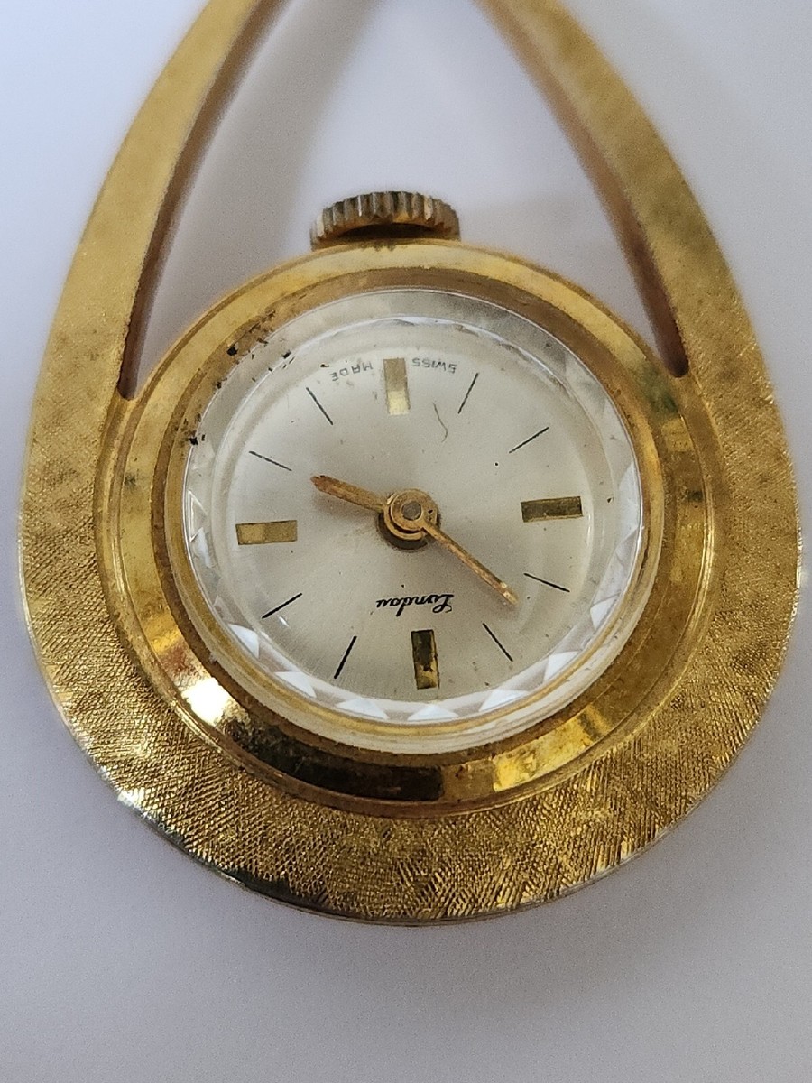 Vintage Landau Pendant Watch Wind Up Goldtone Swiss Made for  display picture 3