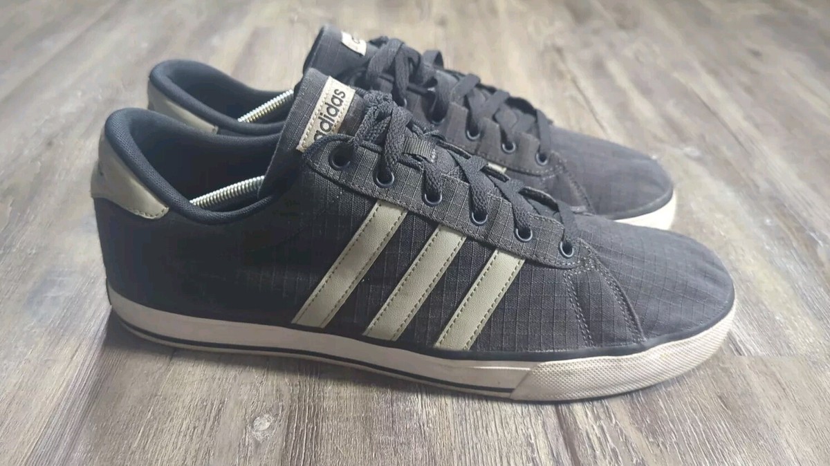 Adidas Neo SE Men's Size 13 Skateboarding Shoes Gray Low Top Lace Up F38360