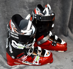 スキーブーツ　NORDICA Fire Arrow F3 Nordica FIRE ARROW F3 - Valley Bike & Ski Shop - Apple
