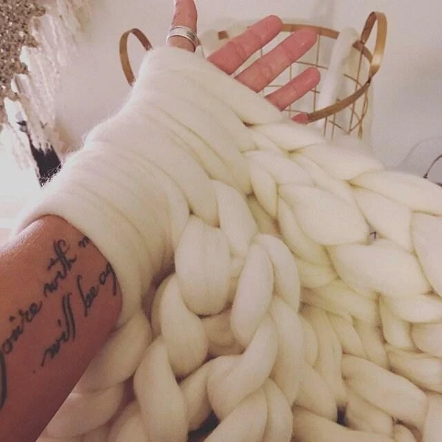 Chunky Yarn, Big Yarn, Chunky Knit Blanket Yarn DIY Arm Knitting Merino Wool Rov - Image 3 of 4