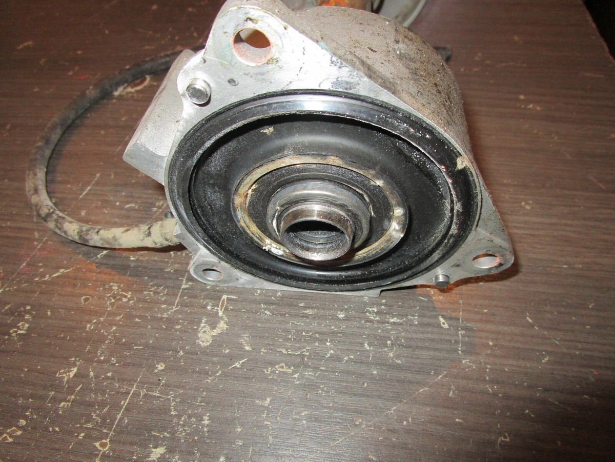 03 YAMAHA XLT 800 MID SHAFT BEARING HOUSING 61X-45332-03-94 | eBay