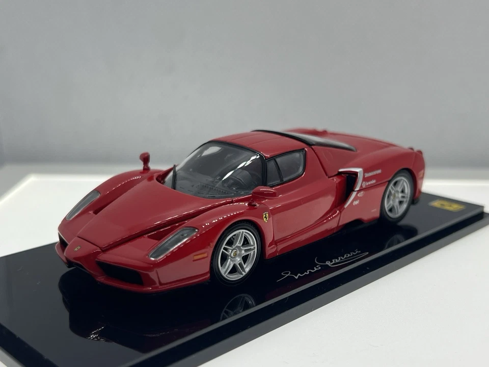 Kyosho - Ferrari Enzo Test Car - Scala 1/43 - Cod. 05001T - Immagine 2 di 4