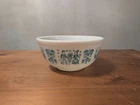 Pyrex Amish Butterprint Mixing Bowl, 2.5 qt. 2 1/2 qt. #403 Turquoise Blue White