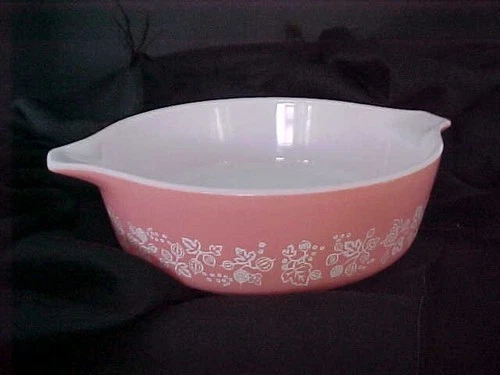 Vintage Pyrex Gooseberry Pink - 1 Pint Small Round Casserole Dish