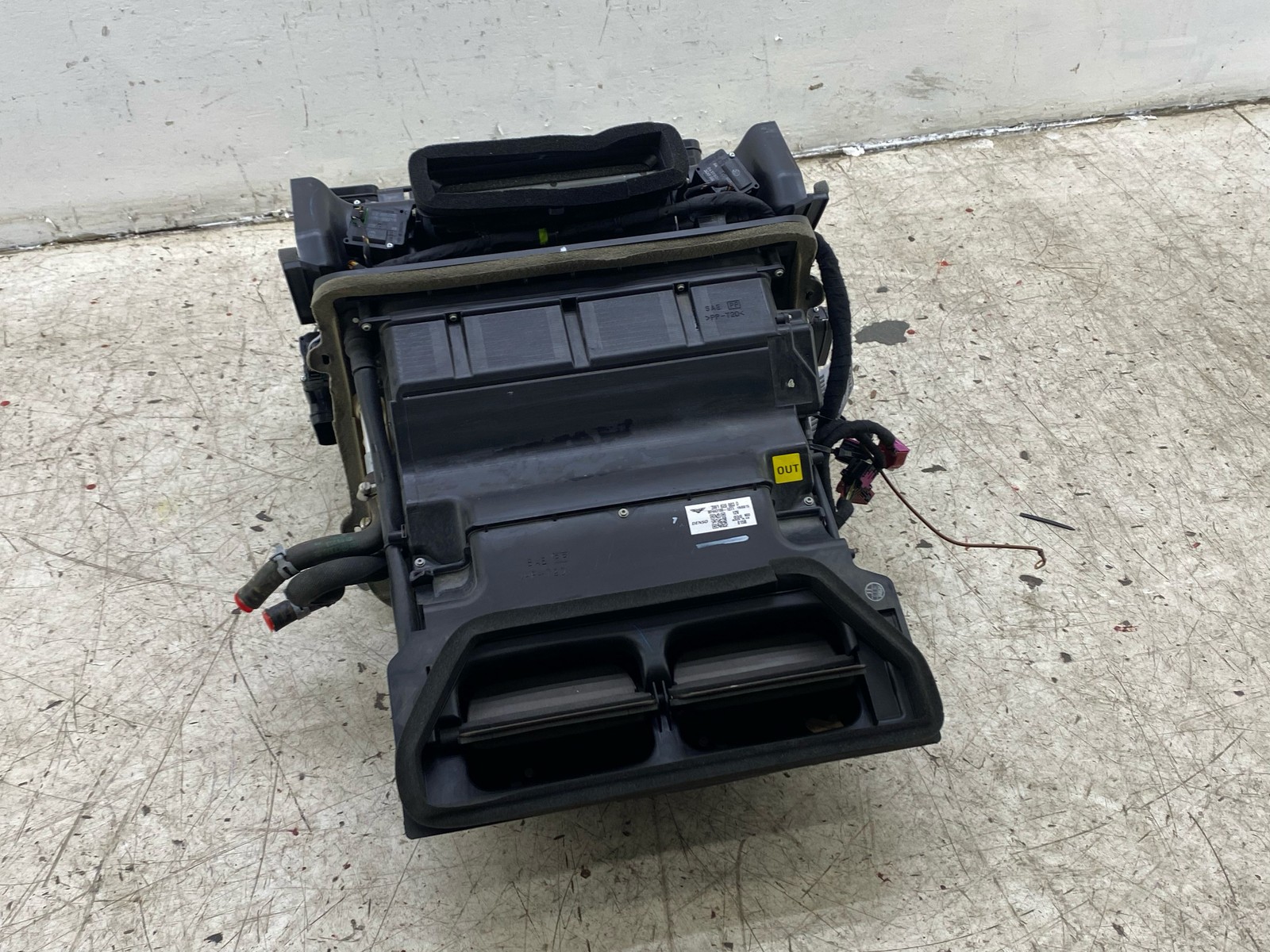 Bentley Flying Spur 2015 Blower motor P/N 3W1820003D