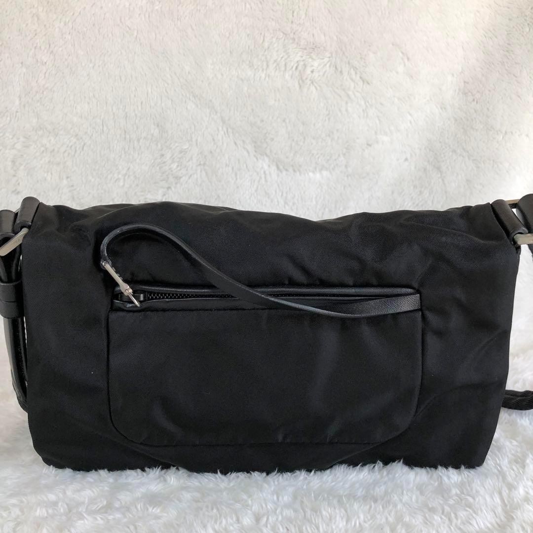Excellent condition  PRADA accessory pouch shoulder nylon triangle logo black thumbnail 3