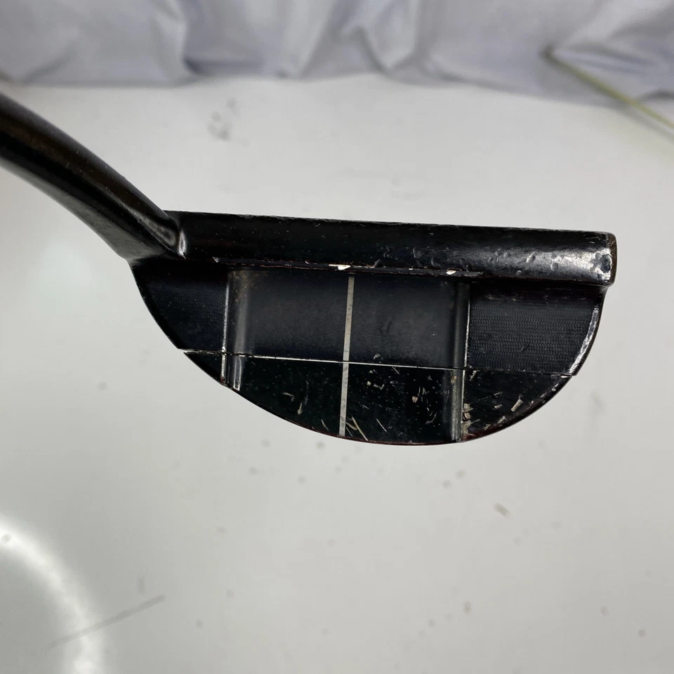 Putter Odyssey Black Series 9 Tour Design para diestros 35" tungsteno Foto 4 de 4