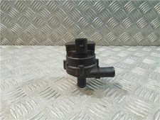Pompe à eau Renault LAGUNA