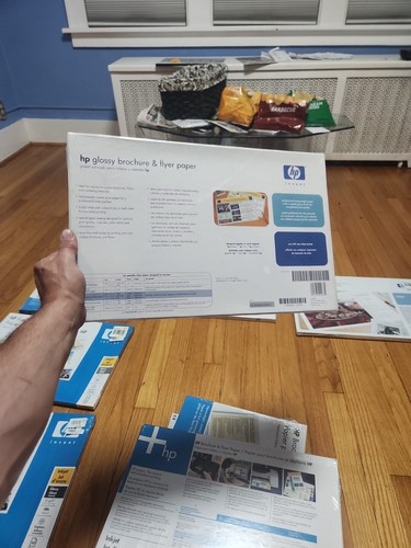 10. Papier broszurowy i ulotkowy HP, błyszczący (250 arkuszy, 11 x 17 cali) 48 funtów, 98 - Zdjęcie 14 z 16