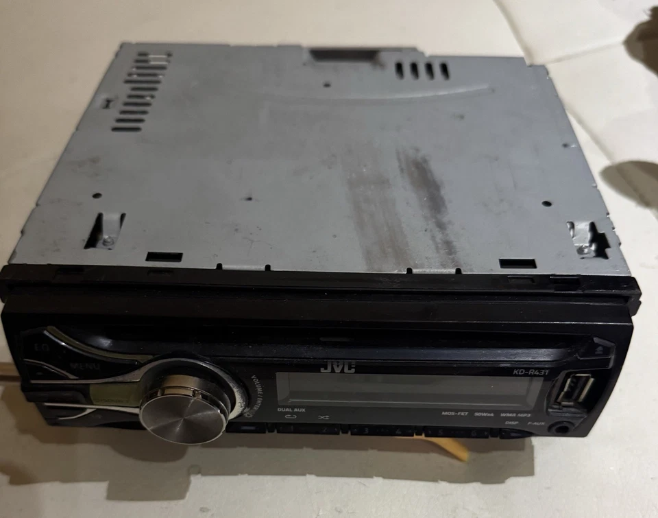 Stereo JVC Auto Lettore CD USB AUX Formati WMA MP3 50Watt + Car Play IOS Android - Immagine 2 di 4