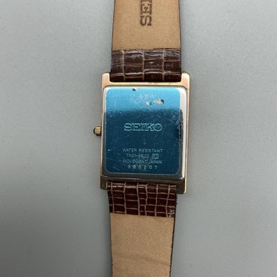 Vintage Seiko Tank Mens Watch 25mm Gold Tone 7N01-0EZ0 Leather New