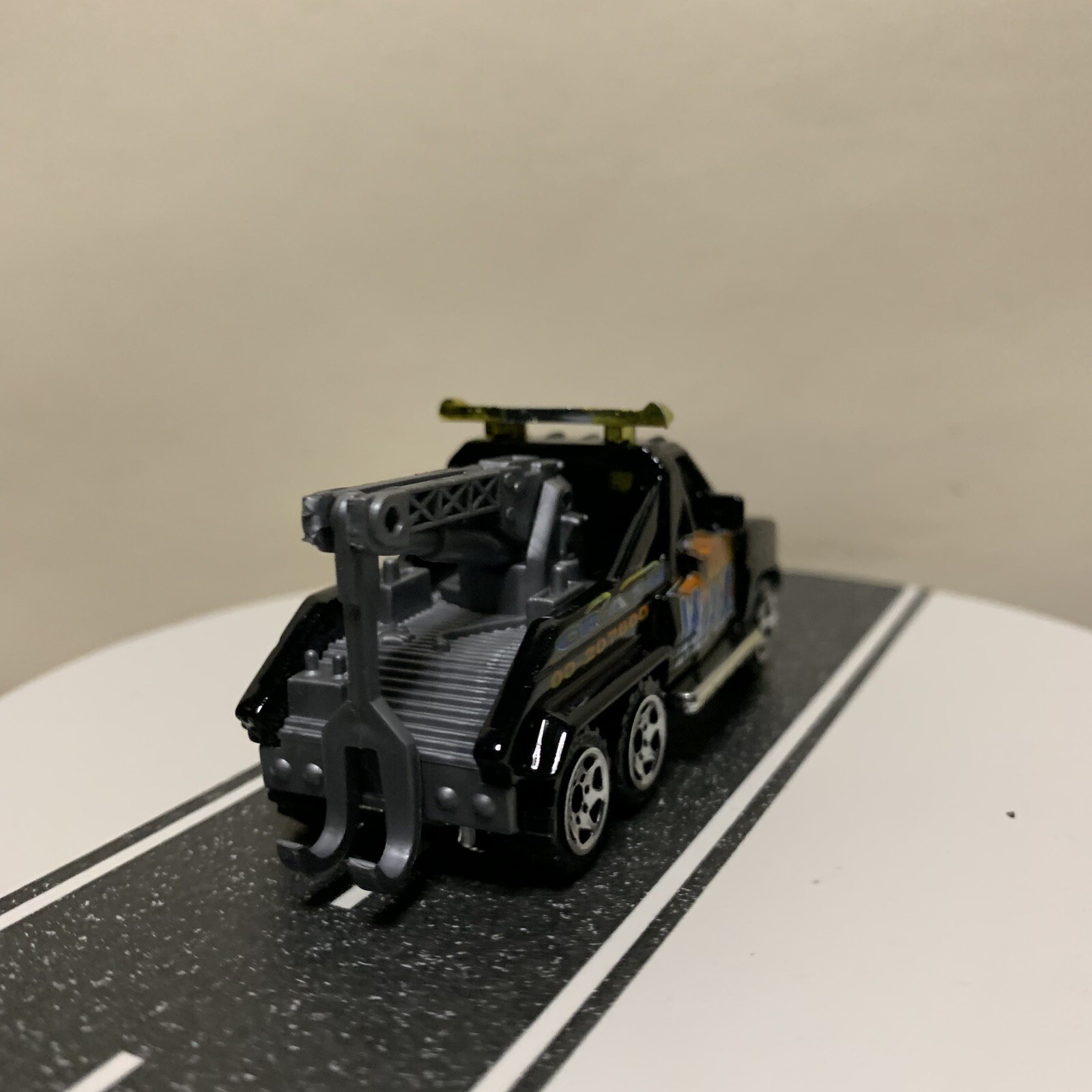 Picture 7 of 24