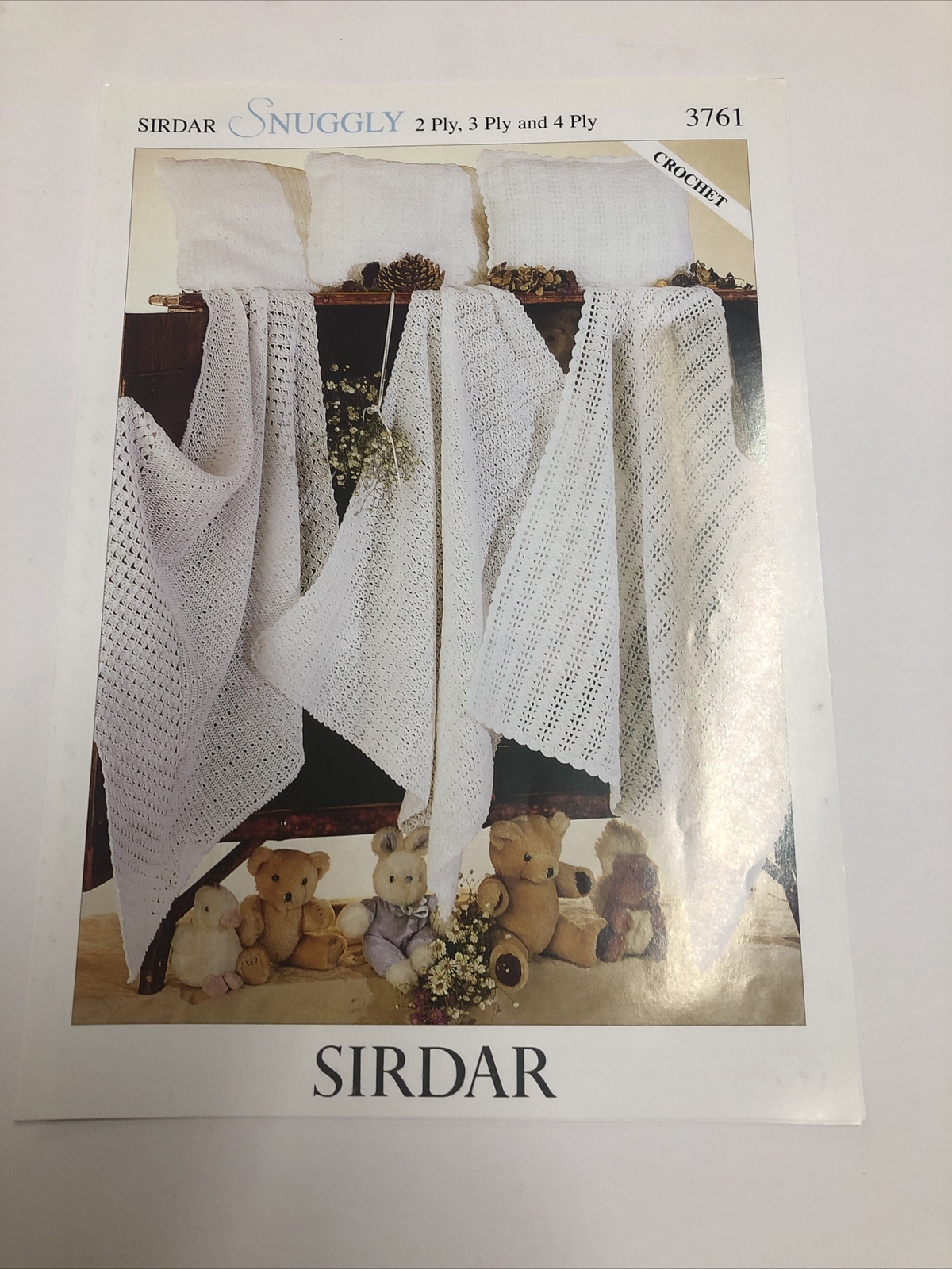 SIRDAR~3761 Crochet Patterns SNUGGLY Baby 2ply+3ply+4ply Blankets + Pillowcases