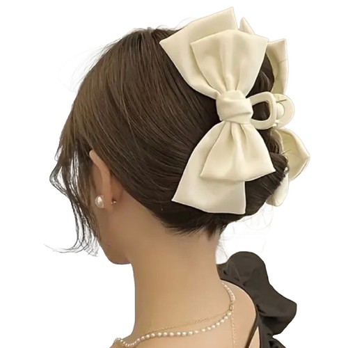 MIUMIU Logo Rhinestone Hair Clip hair accessory hairpin Metal White Miu Miu | Accessories | Miumiu Logo Rhinestone Hair Clip  main image 4