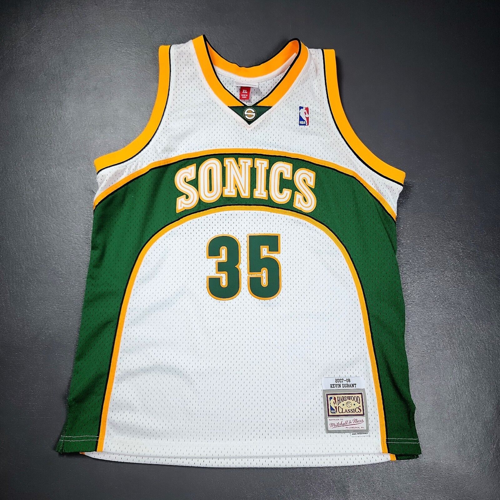 Seattle Supersonics Kevin Durant 2007 Hardwood Classics Swingman Jersey By  Mitchell & Ness - Dark Green - Mens