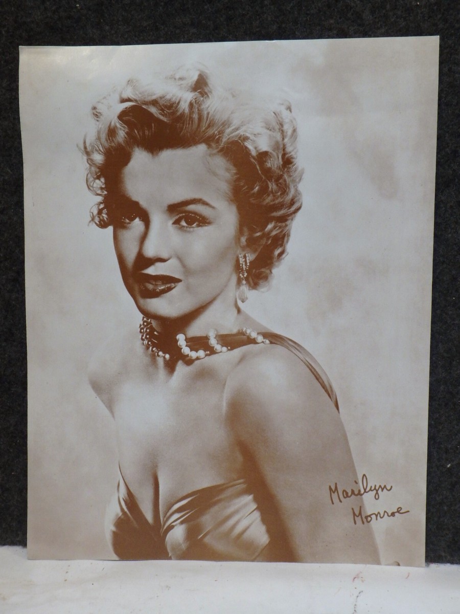 VINTAGE MARILYN MONROE LARGE 11