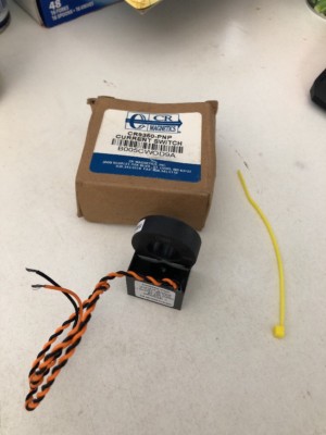 CR Magnetics CR9350-PNP-M PNP Transistor Output Current Switch with Mounting Cas