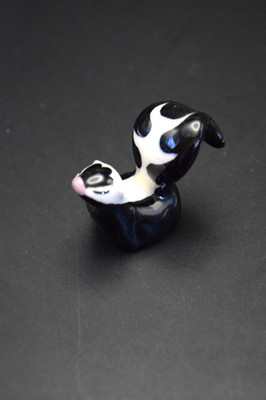 Vintage Mini Bone China Porcelain Black Skunk Figurine ~1''