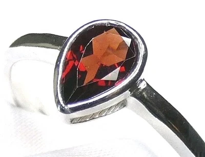 ❤️  Granat Ring 925 Silber Gr. 62. 19,7  Tropfen modisches  UNIKAT ❤️ - Bild 1 von 4