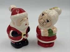 Santa Kissing Mrs. Claus Salt & Pepper Shakers 3.5” Tall Grandma Core Cute