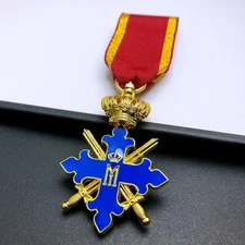 Romanian Medal for Bravery Blue Cross Foreign Commemorative Metal Badges