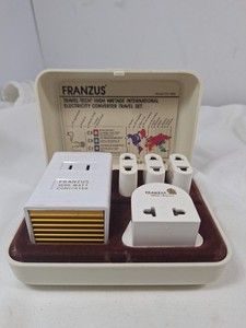 Kit adaptateur convertisseur Franzus Travel Worldwide 1600