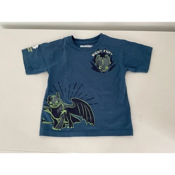 How to Train Your Dragon: Night Fury Set (Camiseta y shorts) Foto 3 de 4