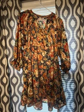 Umgee Women's Floral Paisley Dress NWT Size M Small Flaw