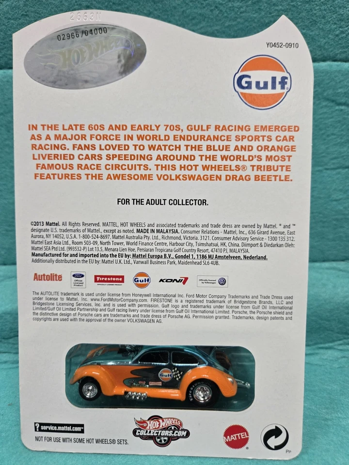 Hot Wheels RLC Gulf Racing Volkswagen Drag Beetle 2966/4000 pilotos reales Foto 2 de 4