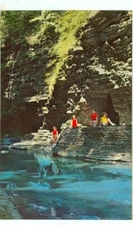 WATKINS GLEN,NEW YORK-NATURAL TUNNEL-PEOPLE-#ODK-167-(NY-W)