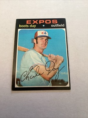 1971 Topps Baseball Boots Day #42 Stadium Lights behind Head Excellent Condition