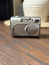 Fujifilm FinePix A Series A205 2.0MP Digital Camera - Silver TESTED WORKS GREAT