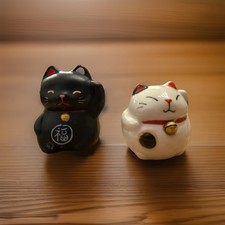 Set Of Japanese Lucky Cats Statues- Maneki-neko