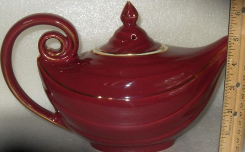 Vintage Hall 6 Cup Teapot Aladdin Genie Style USA Maroon With Gold Trim MCM - Picture 3 of 13