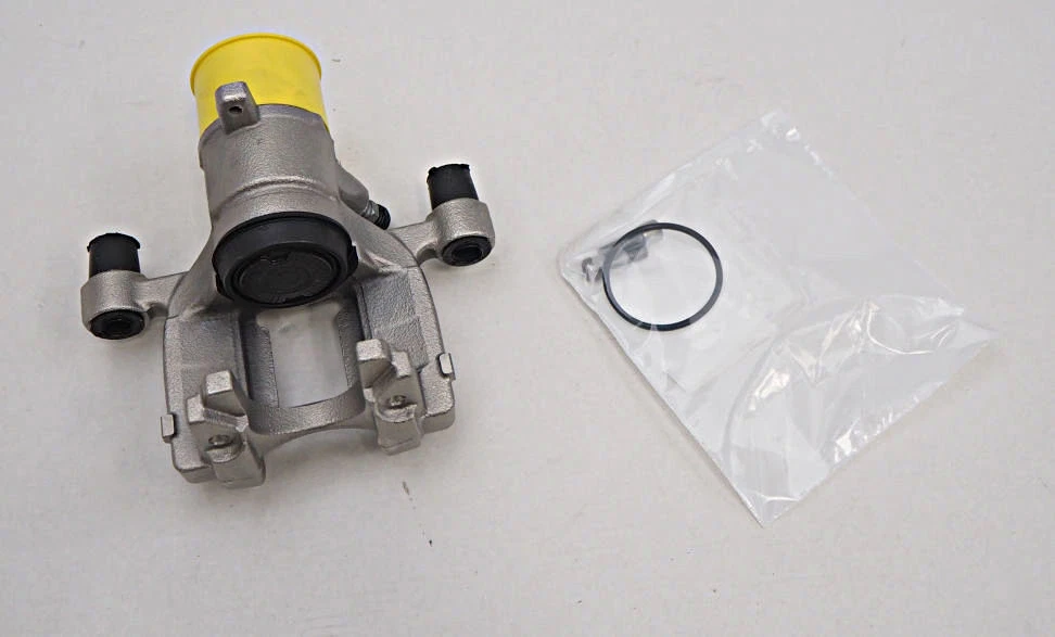 Genuine AUDI VW A3 Cabriolet Brake Calliper Housing Right 