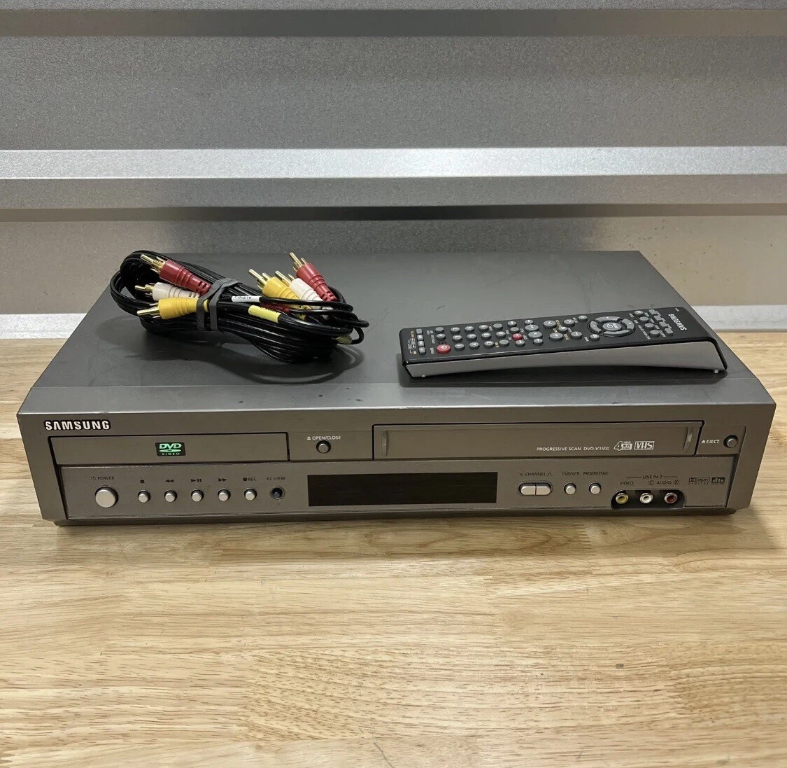Samsung DVD-V3500 DVD Player & VHS Recorder Combo Unit w Remote Tested Working