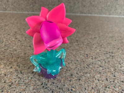 Vampirina Glowtastic PENELOPE Ghoul Glow Venus Fly Trap Plant Valentine Gift