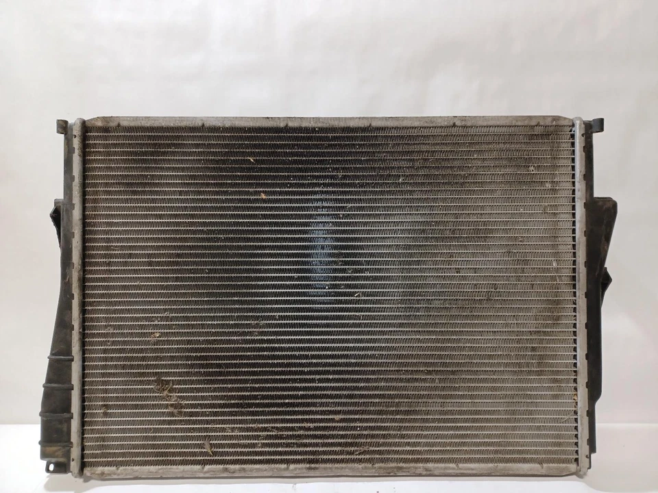 Used Radiator fits: 2002 Bmw Bmw m3 MT Grade A - Image 2 of 4