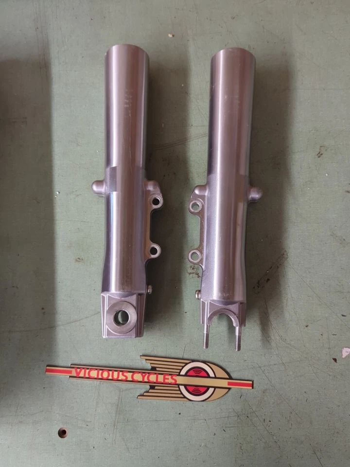 Deslizadores de horquilla Harley-Davidson Showa OEM R46502-09 G5b3-10-L Sa-9, G5b3-10-r Sa-12 Foto 4 de 4