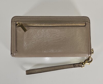 Fossil women leather wallet beige zip close card slot wrist strap